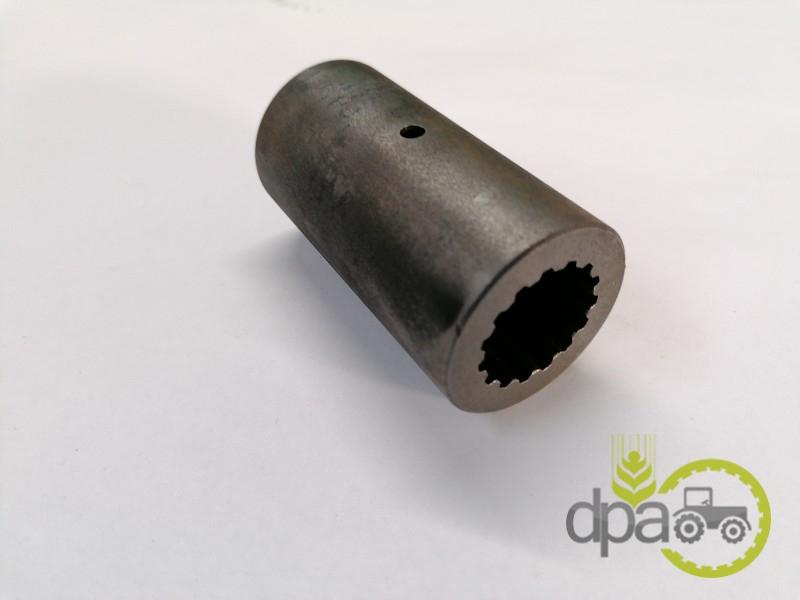 Bucsa cuplare 4x4 Massey Ferguson 1824119M2