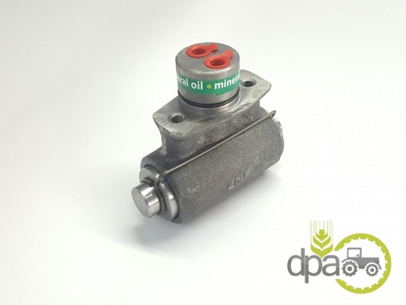 Cilindru receptor frana dreapta Massey Ferguson 3477381M93