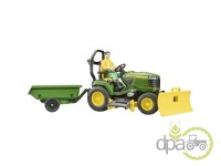 TRACTOR DE COSIT JUCARIE CU REMORCA SI GRADINAR